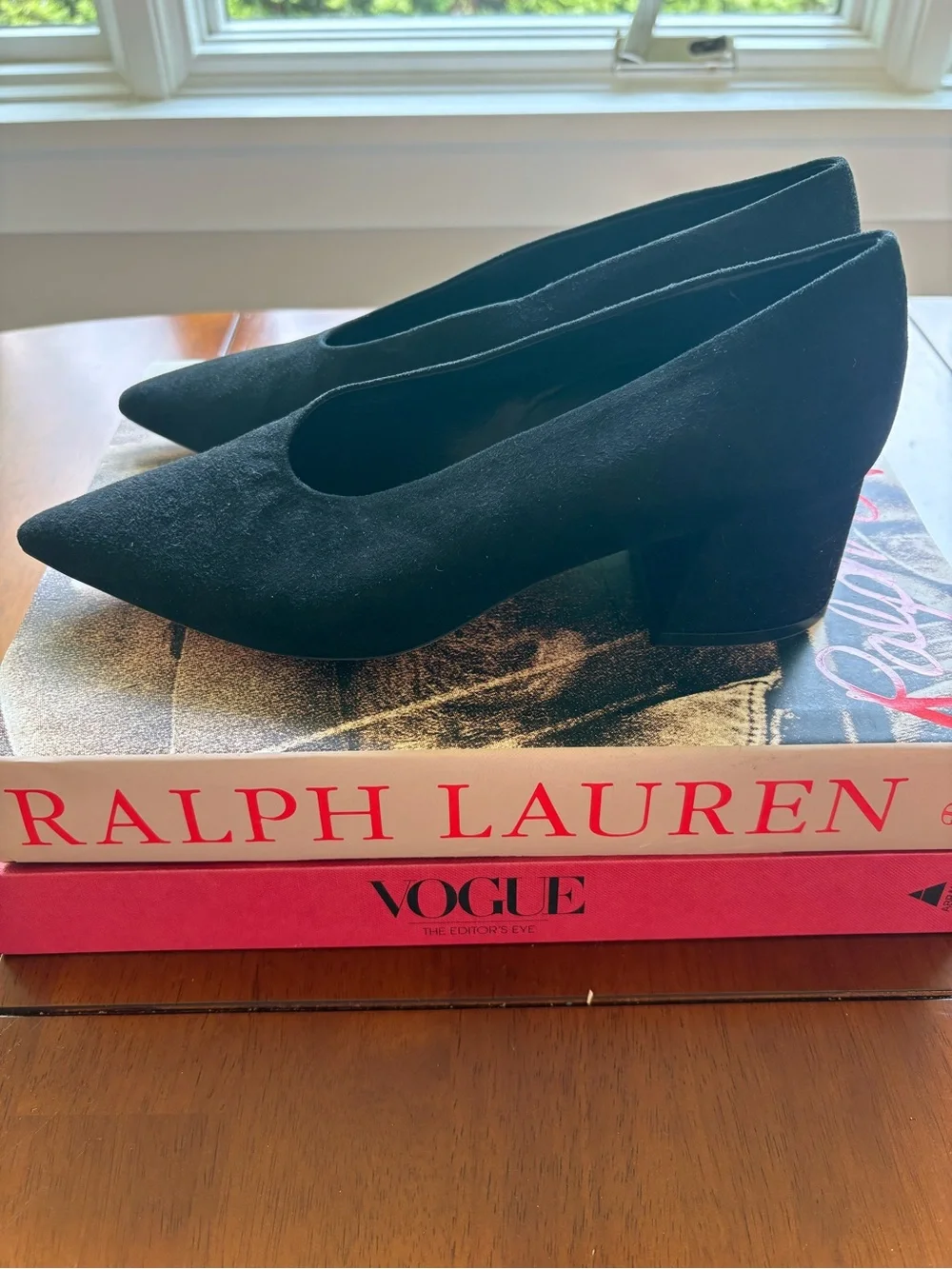 Vince Black Suede Pointed Toe Pumps